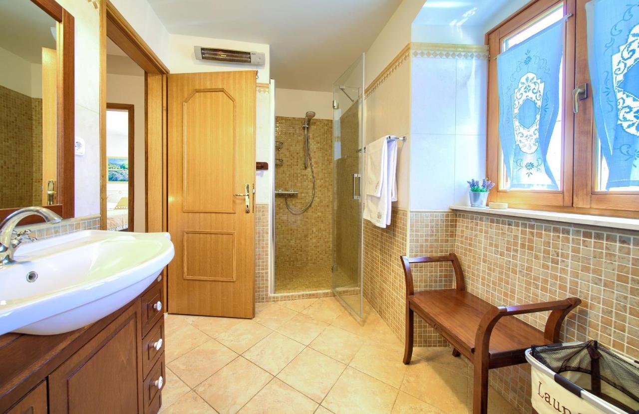 Holiday Home Lavanda Корнич Экстерьер фото