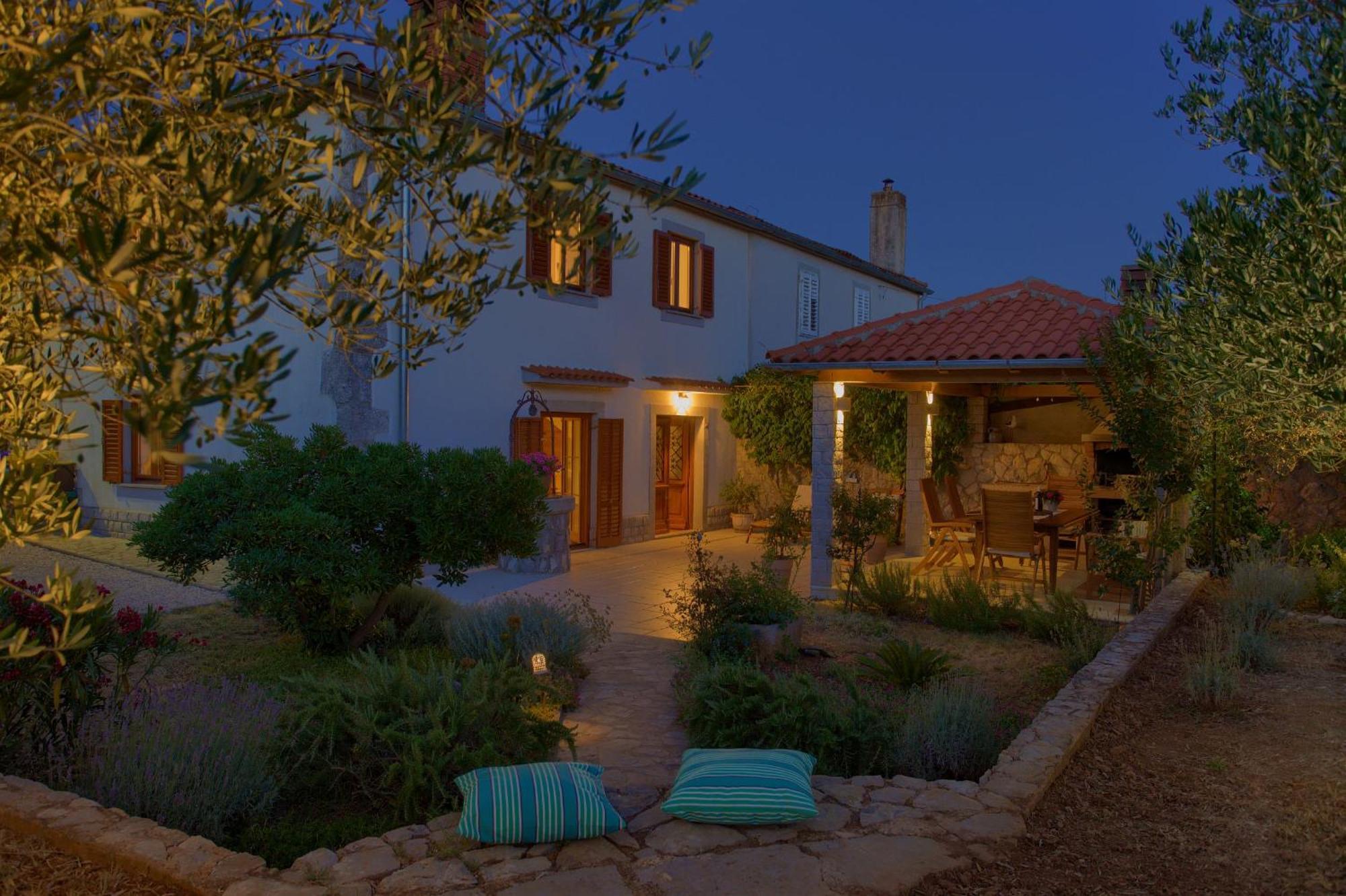 Holiday Home Lavanda Корнич Экстерьер фото