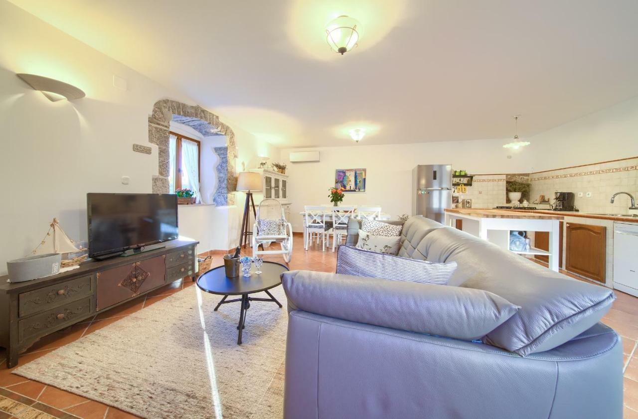 Holiday Home Lavanda Корнич Экстерьер фото